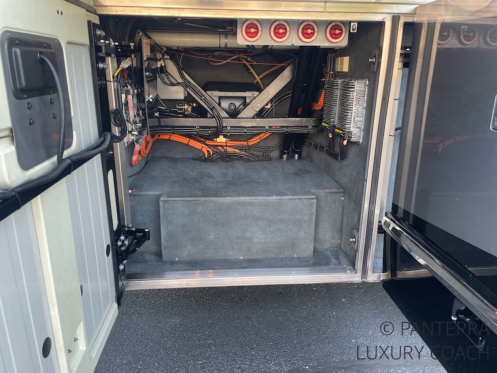 2006 Prevost Marathon H3-45 For Sale