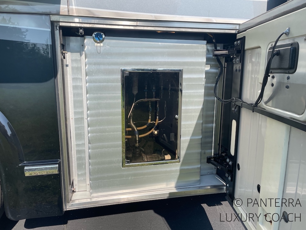 2006 Prevost Marathon H3-45 For Sale