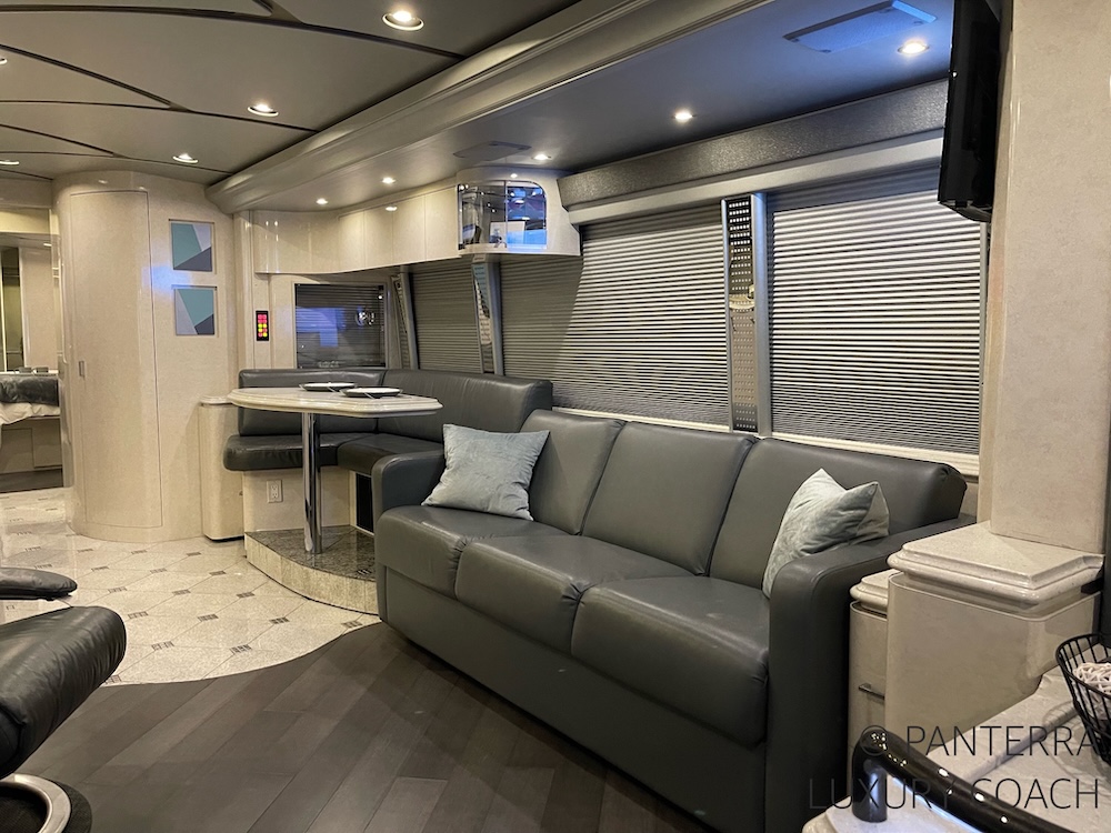 2006 Prevost Marathon H3-45 For Sale