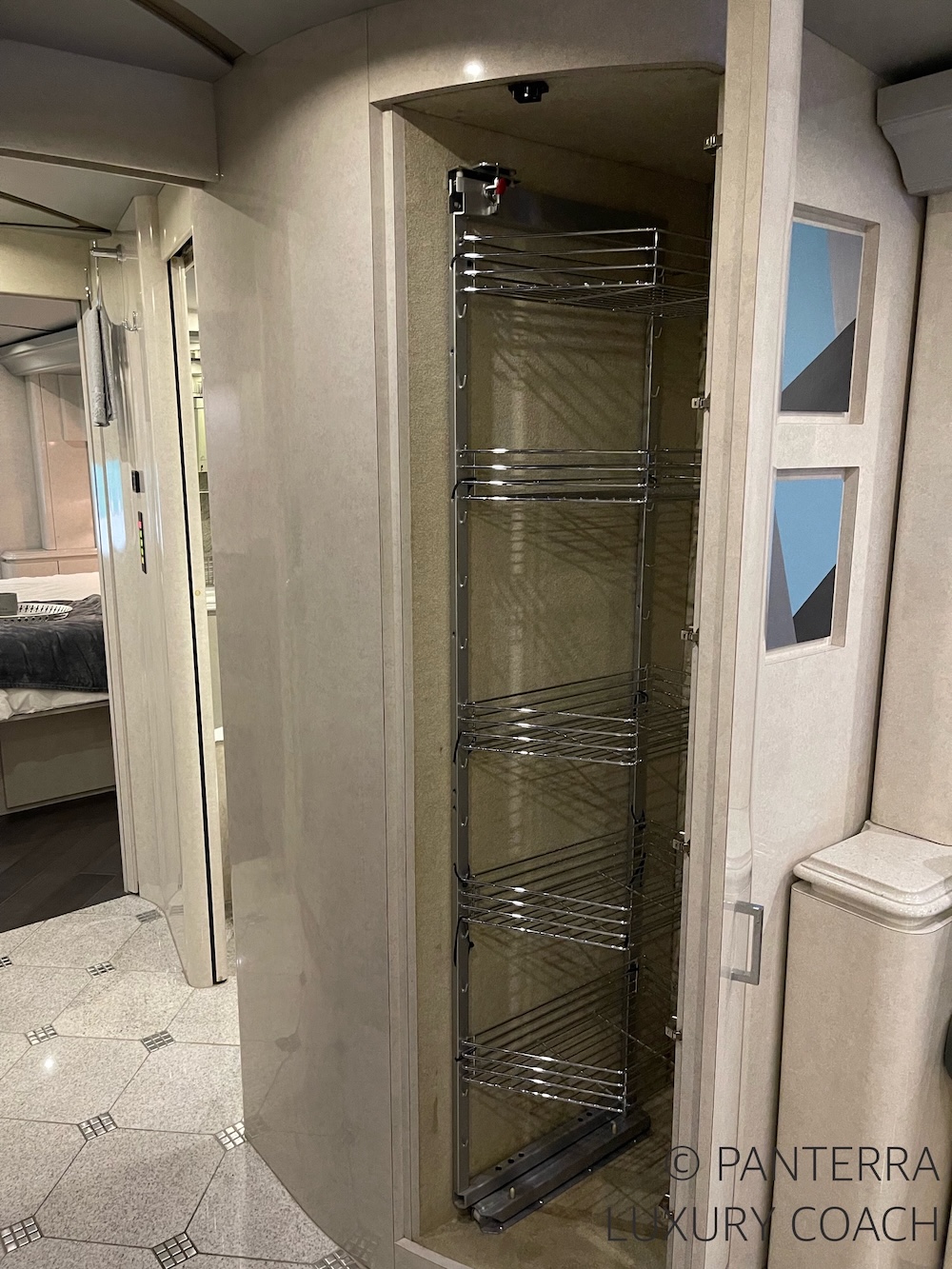 2006 Prevost Marathon H3-45 For Sale