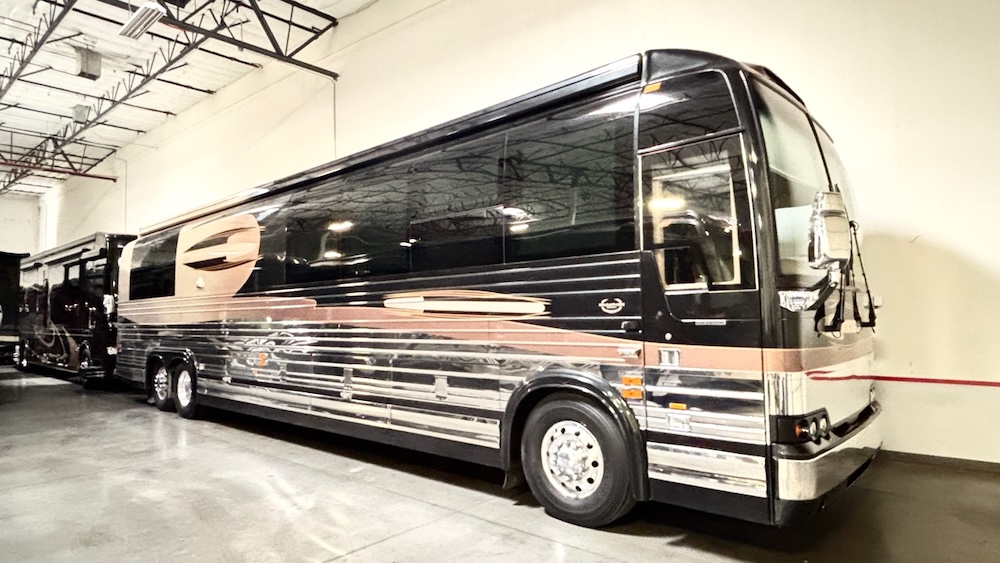 2006 Prevost Marathon XLII For Sale
