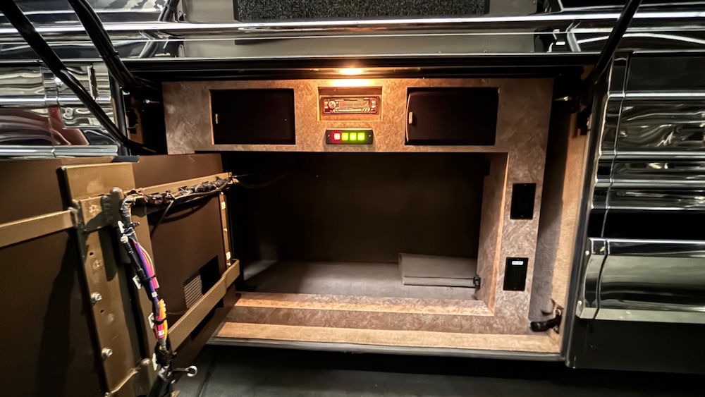 2006 Prevost Marathon XLII For Sale