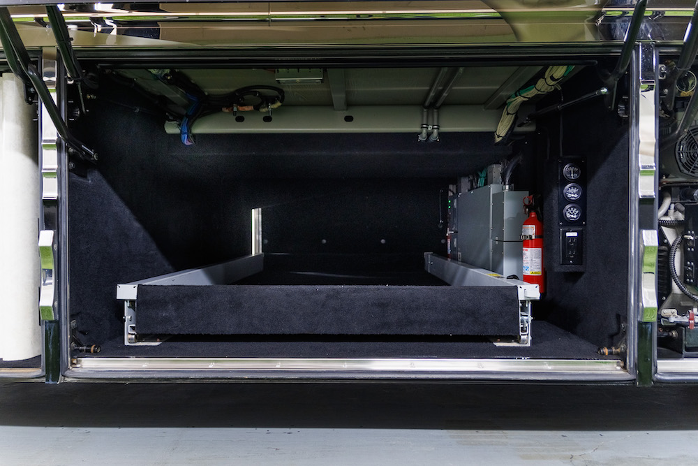 2006 Prevost Marathon XLII For Sale