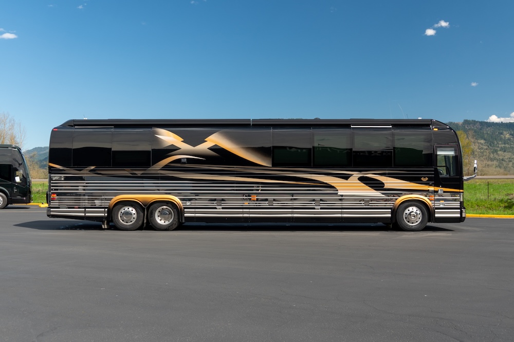 2006 Prevost Marathon XLII For Sale