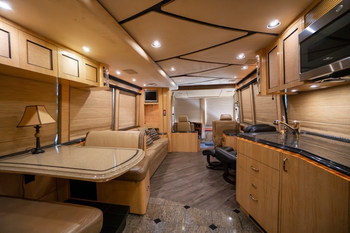 2006 Prevost Marathon XLII For Sale