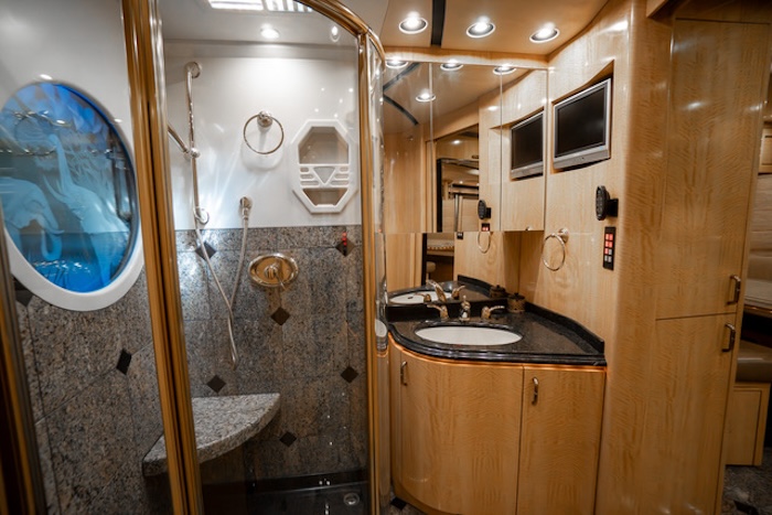 2006 Prevost Marathon XLII For Sale