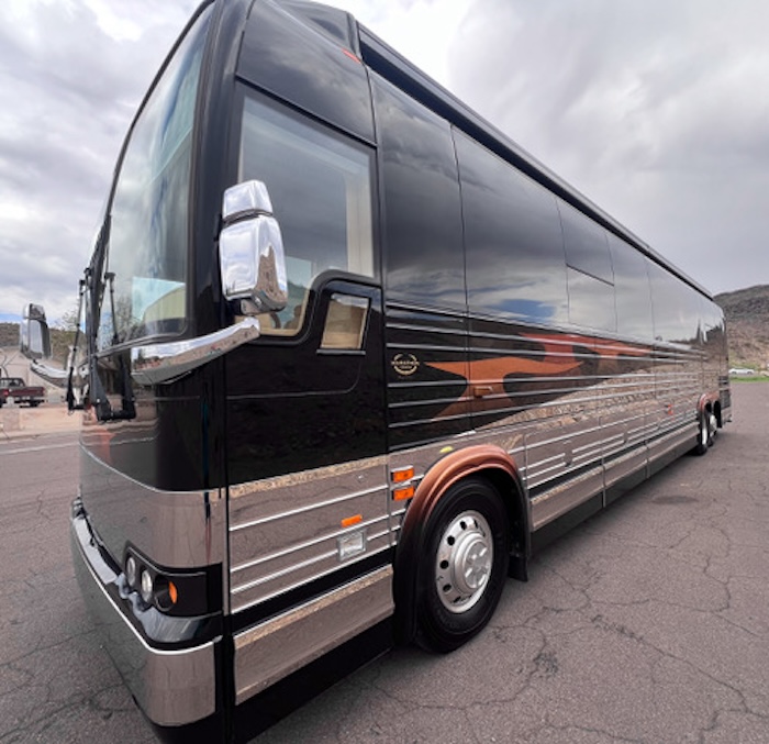 2006 Prevost Marathon XLII For Sale