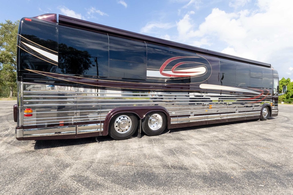 2006 Prevost Marathon XLII For Sale