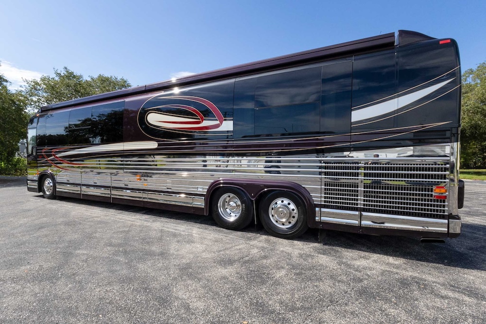 2006 Prevost Marathon XLII For Sale