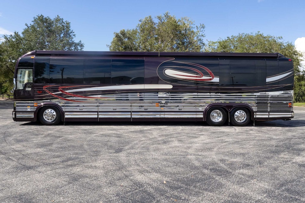 2006 Prevost Marathon XLII For Sale