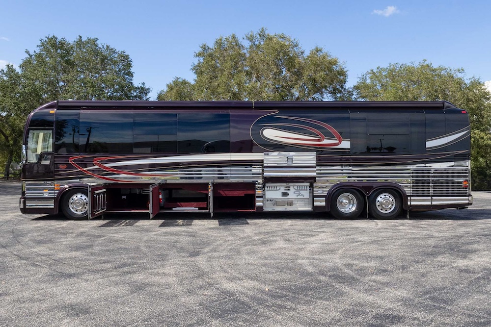 2006 Prevost Marathon XLII For Sale