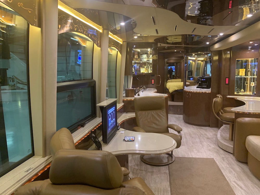 2006 Prevost Marathon XLII For Sale