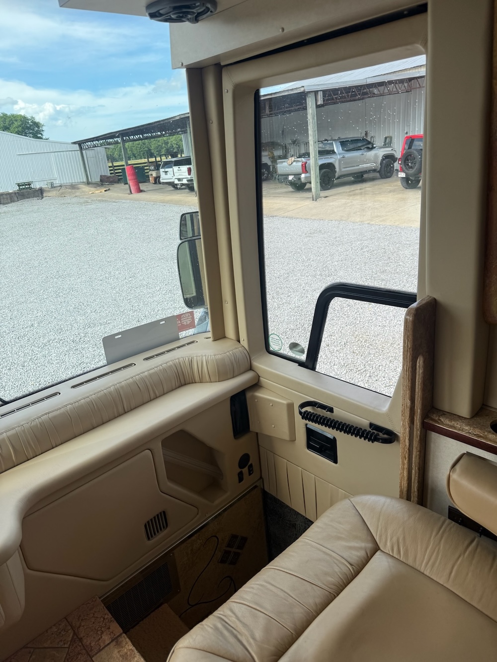 2006 Prevost Parliament XLII  For Sale