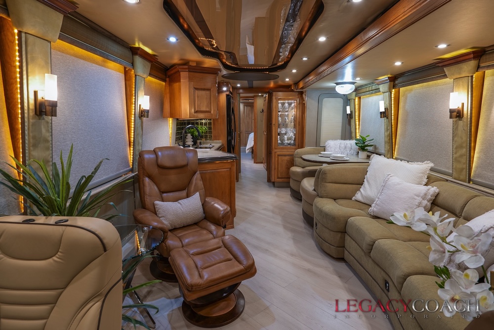 2006 Prevost Royale XLII For Sale