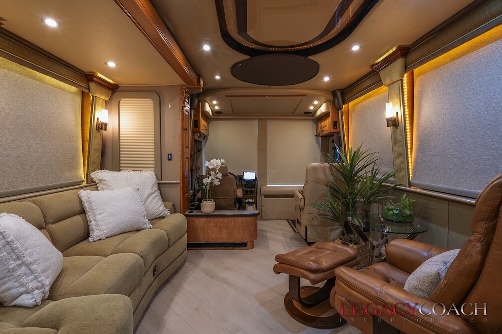 2006 Prevost Royale XLII For Sale