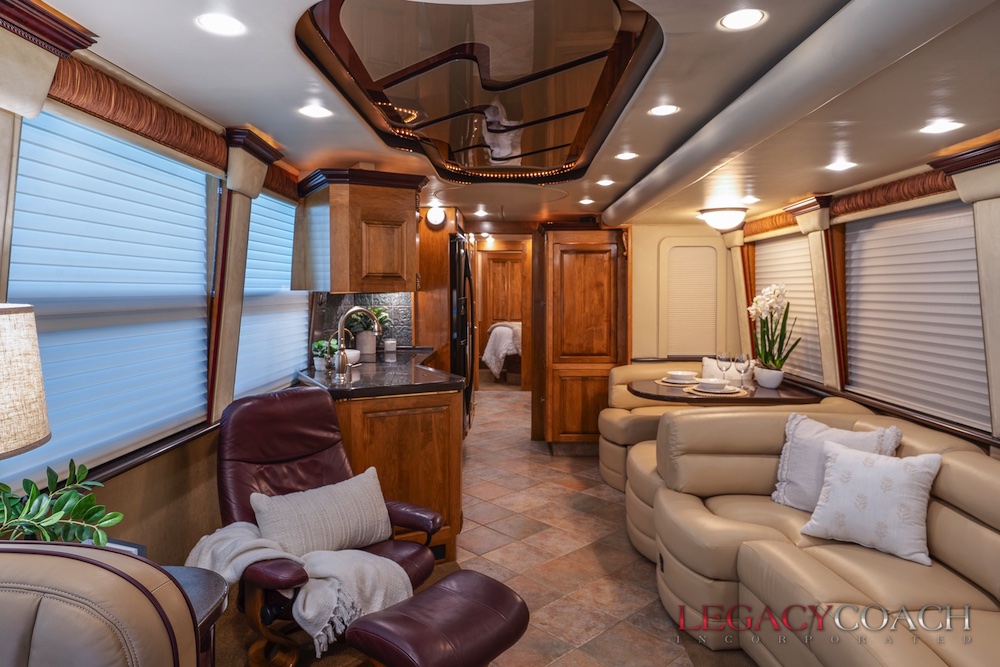 2006 Prevost Royale XLII For Sale