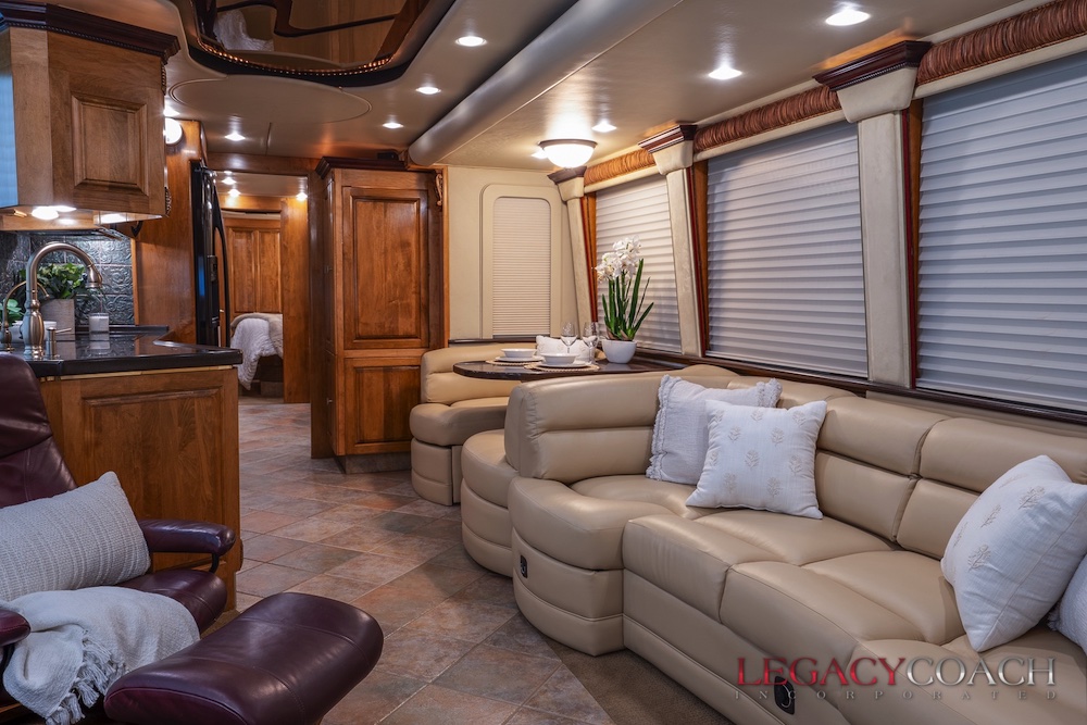 2006 Prevost Royale XLII For Sale