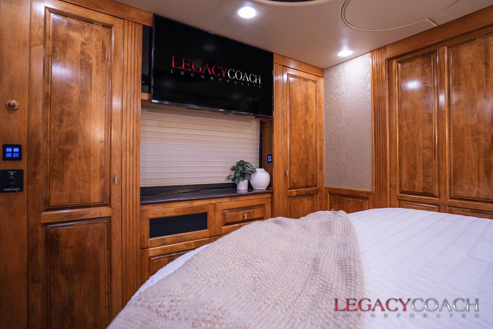 2006 Prevost Royale XLII For Sale