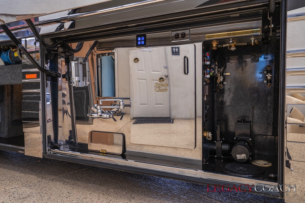 2006 Prevost Royale XLII For Sale