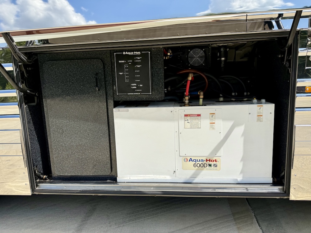2006 Prevost Royale XLII For Sale