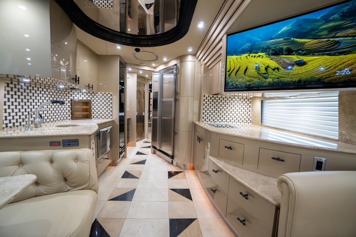 2007 Prevost Country Coach XLII For Sale