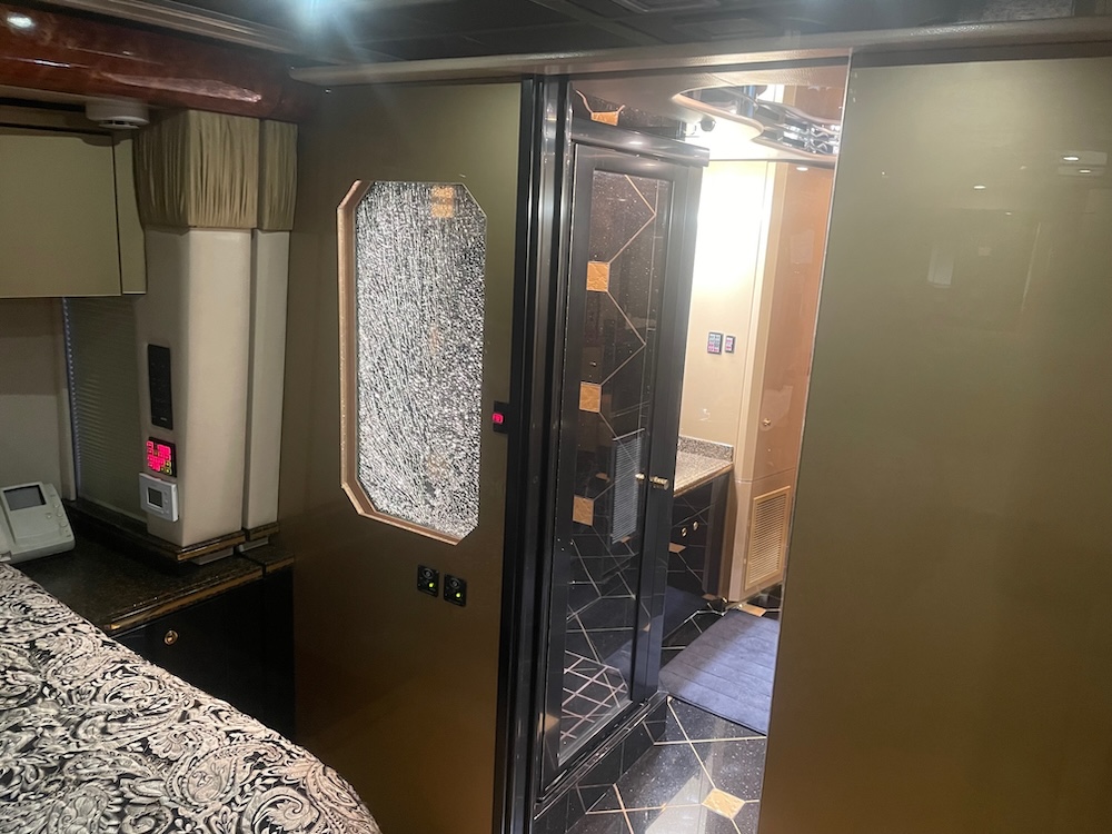 2008 Prevost Featherlite   H3-45 For Sale