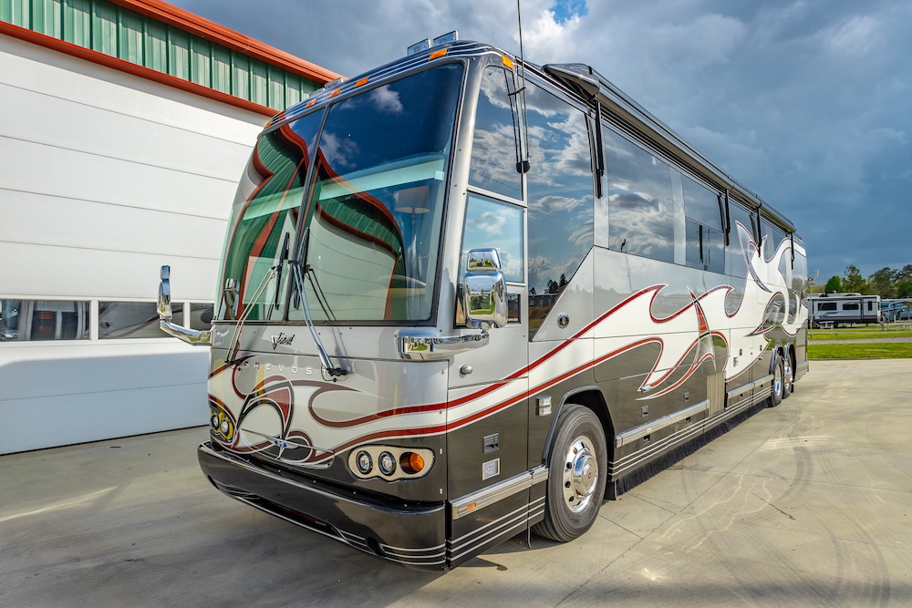 2007 Prevost Featherlite H3-45 For Sale