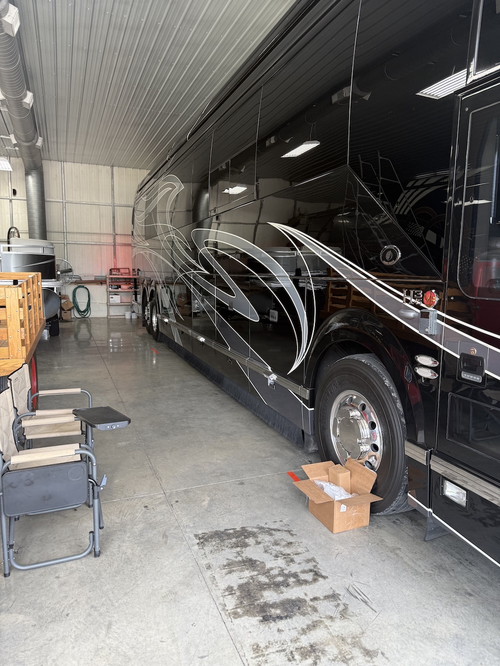 2007 Prevost Featherlite H3-45 For Sale