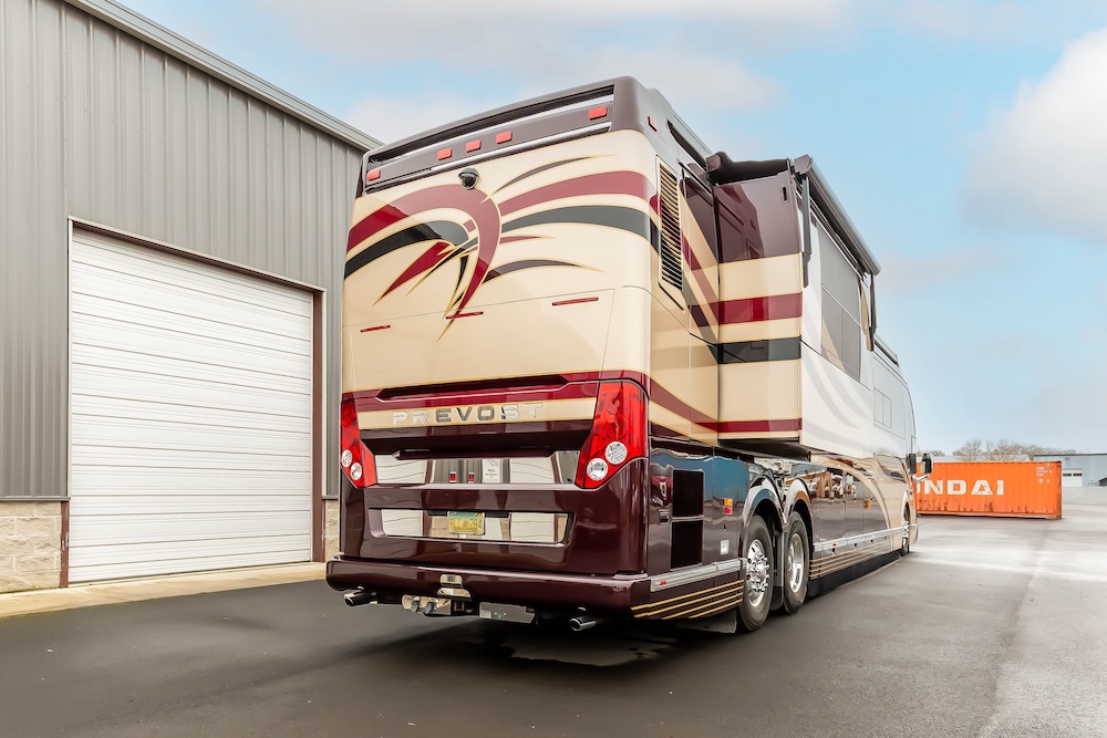 2007 Prevost Featherlite H3-45 For Sale