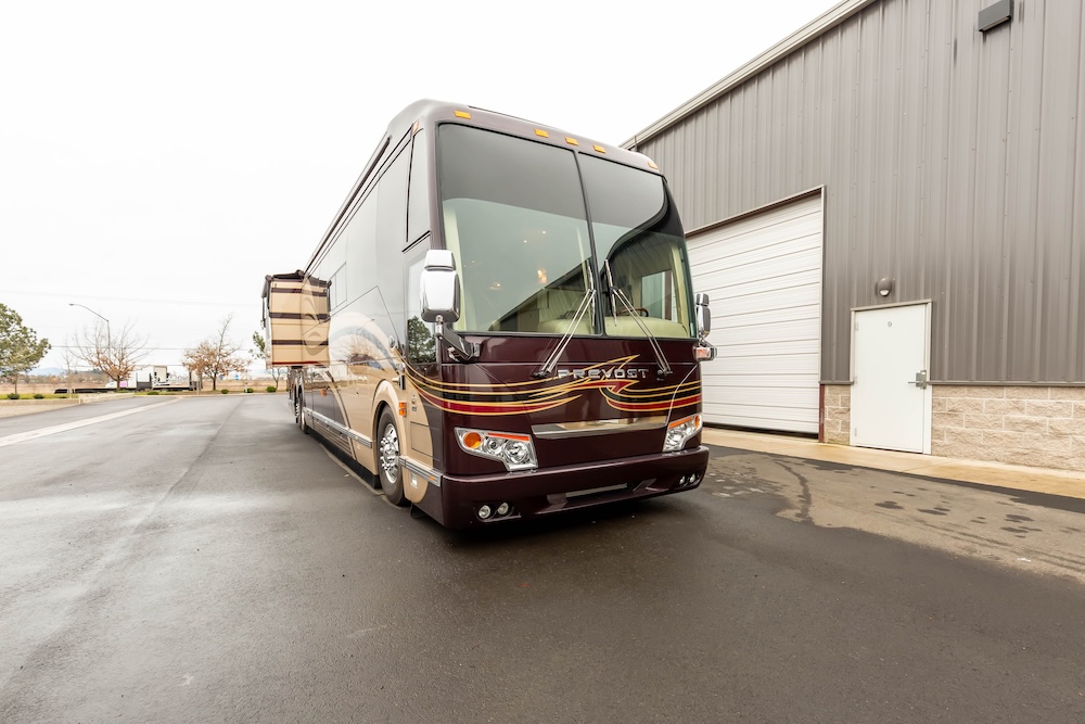 2007 Prevost Featherlite H3-45 For Sale