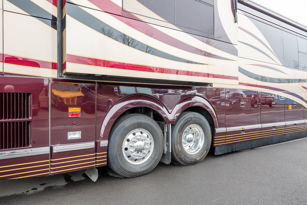 2007 Prevost Featherlite H3-45 For Sale
