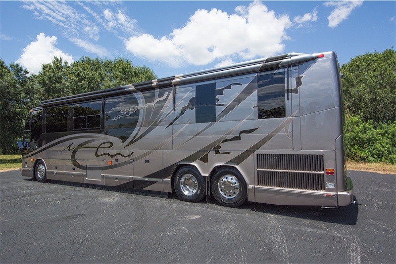 2007 Prevost Featherlite H3-45Double Slide