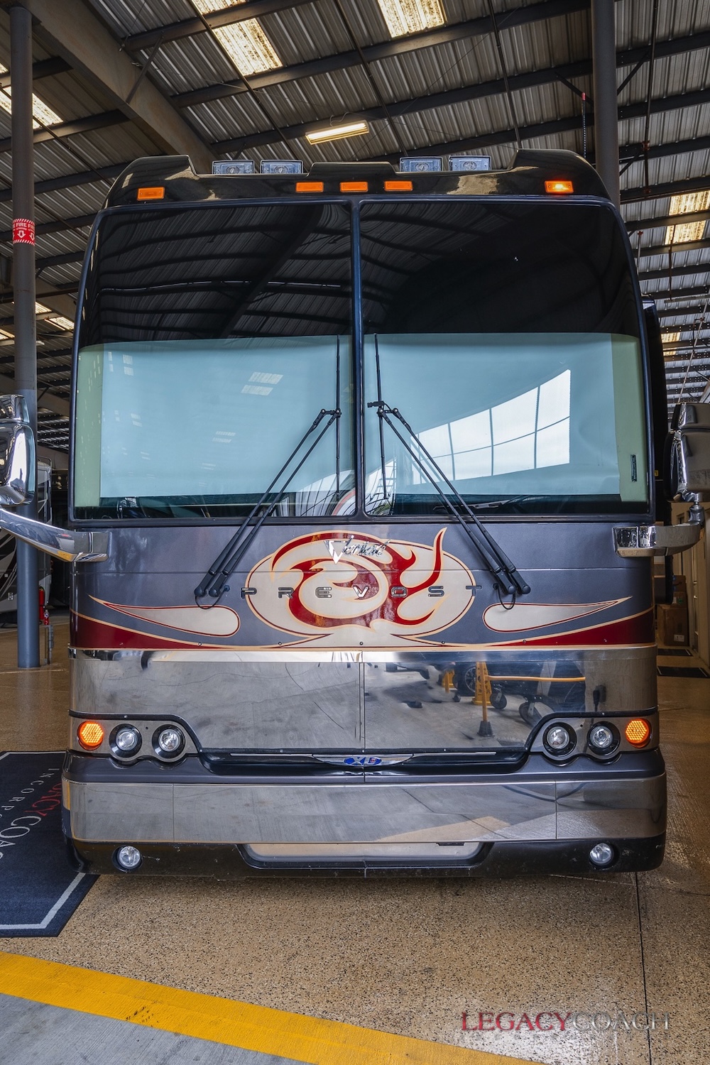 2007 Prevost Featherlite XLII For Sale