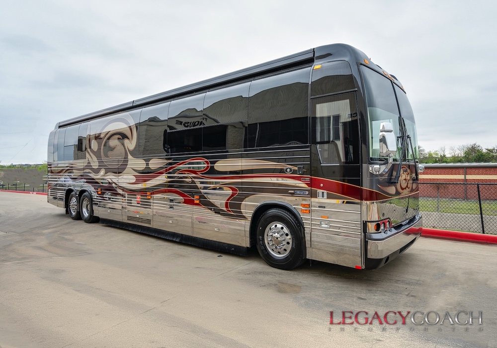 2007 Prevost Featherlite XLII For Sale