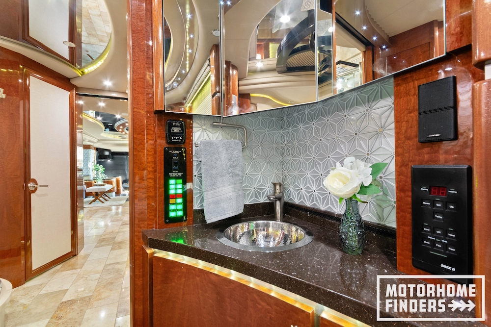 2007 Prevost  Liberty H3-45 For Sale