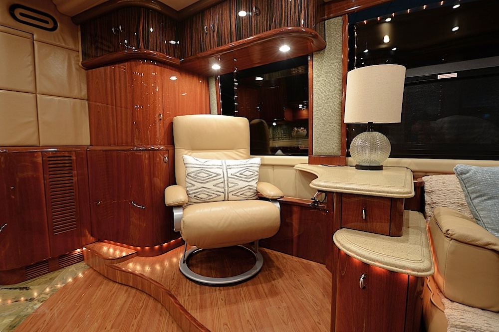2007 Prevost Liberty XLII For Sale