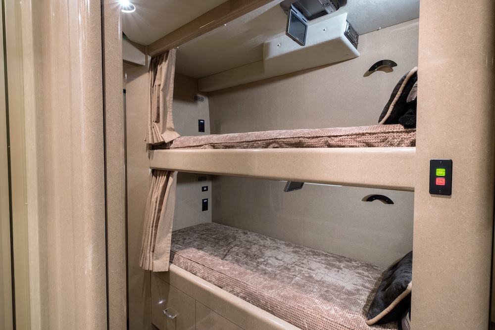 2007 Prevost Marathon H3-45 For Sale