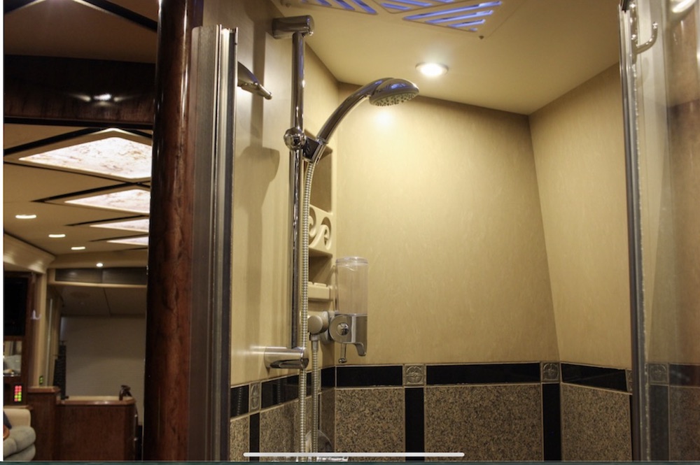 2007 Prevost Marathon H3-45 For Sale