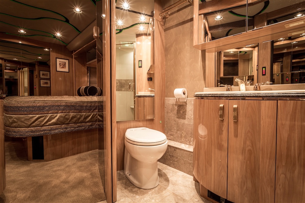 2007 Prevost Marathon XLIIFor Sale