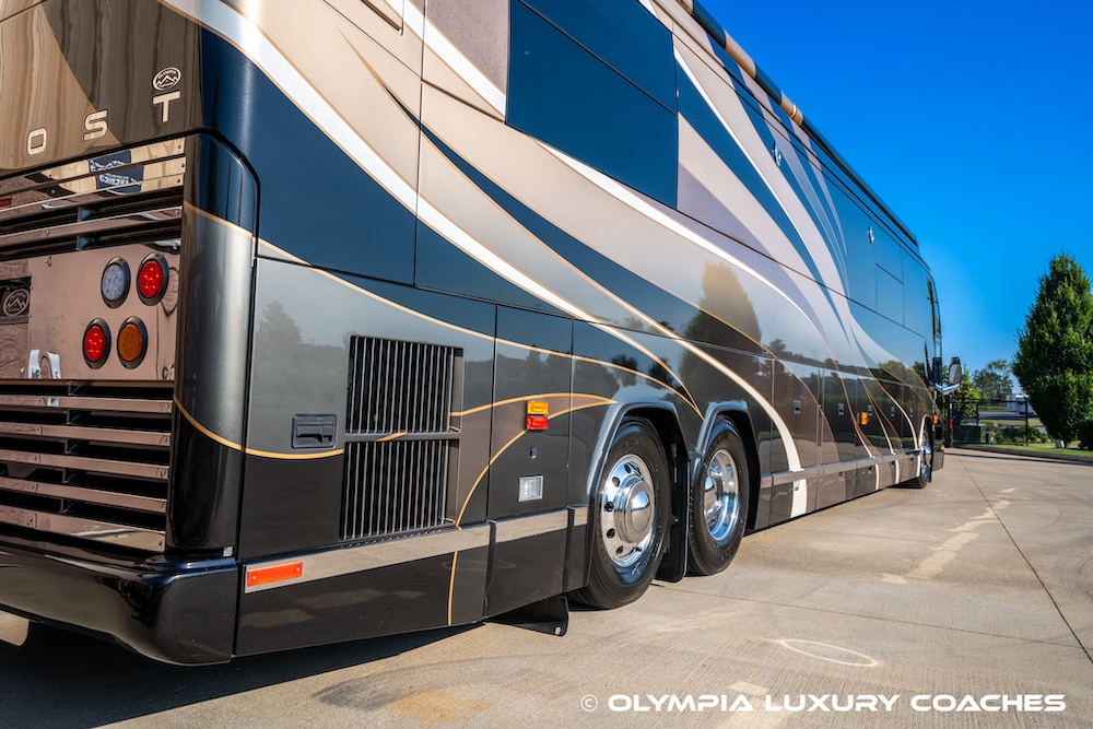 2007 Prevost Millennium H3-45 For Sale