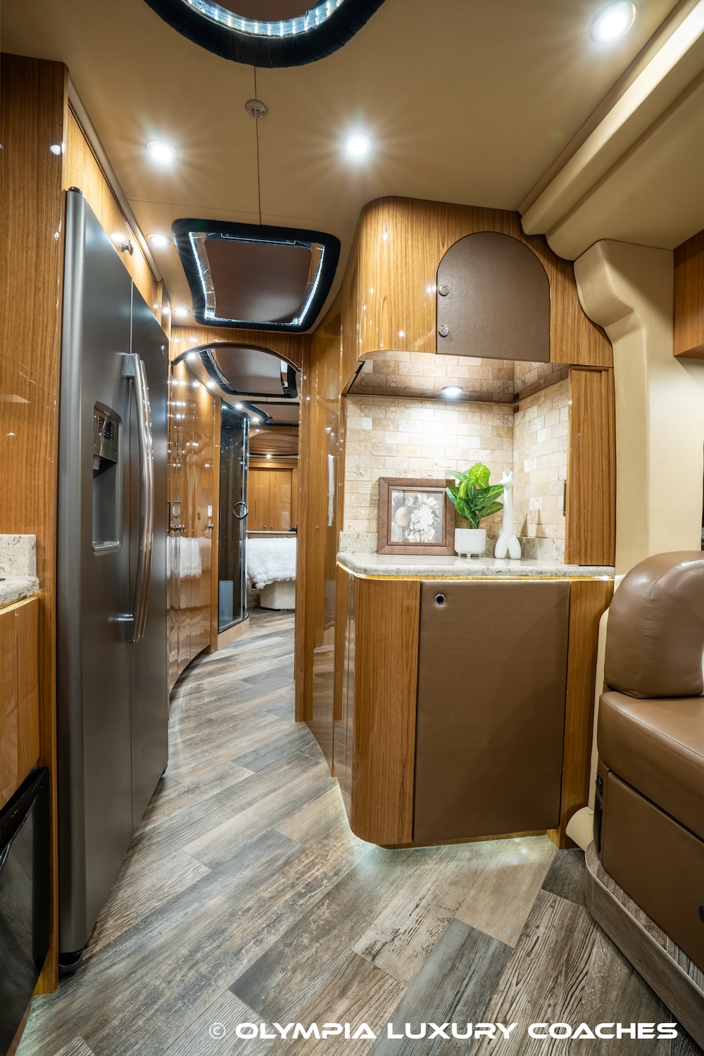 2007 Prevost Millennium H3-45 For Sale