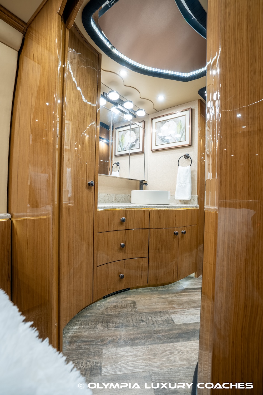 2007 Prevost Millennium H3-45 For Sale