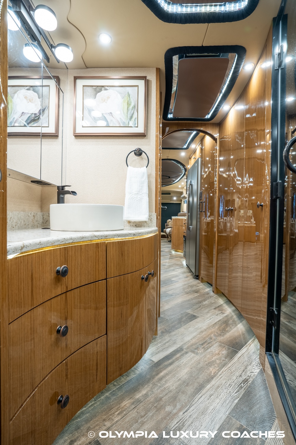 2007 Prevost Millennium H3-45 For Sale