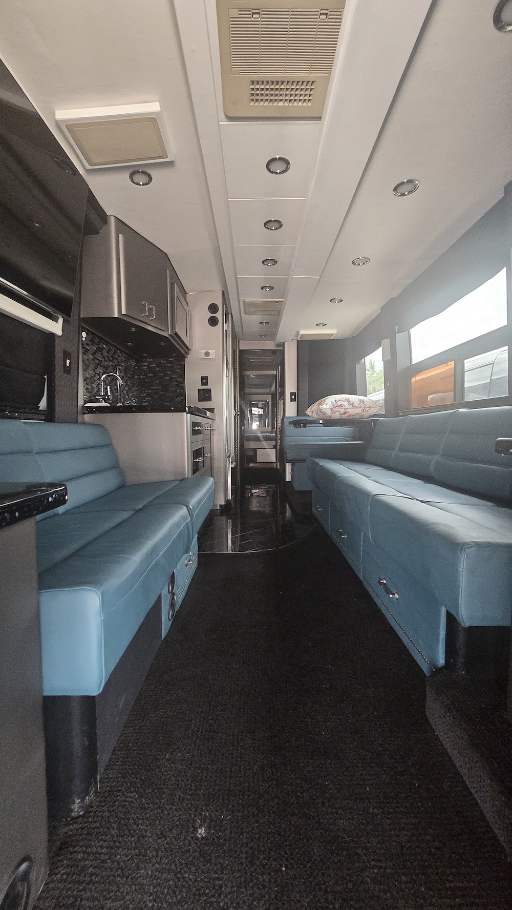 2007 Prevost  H3-45 For Sale