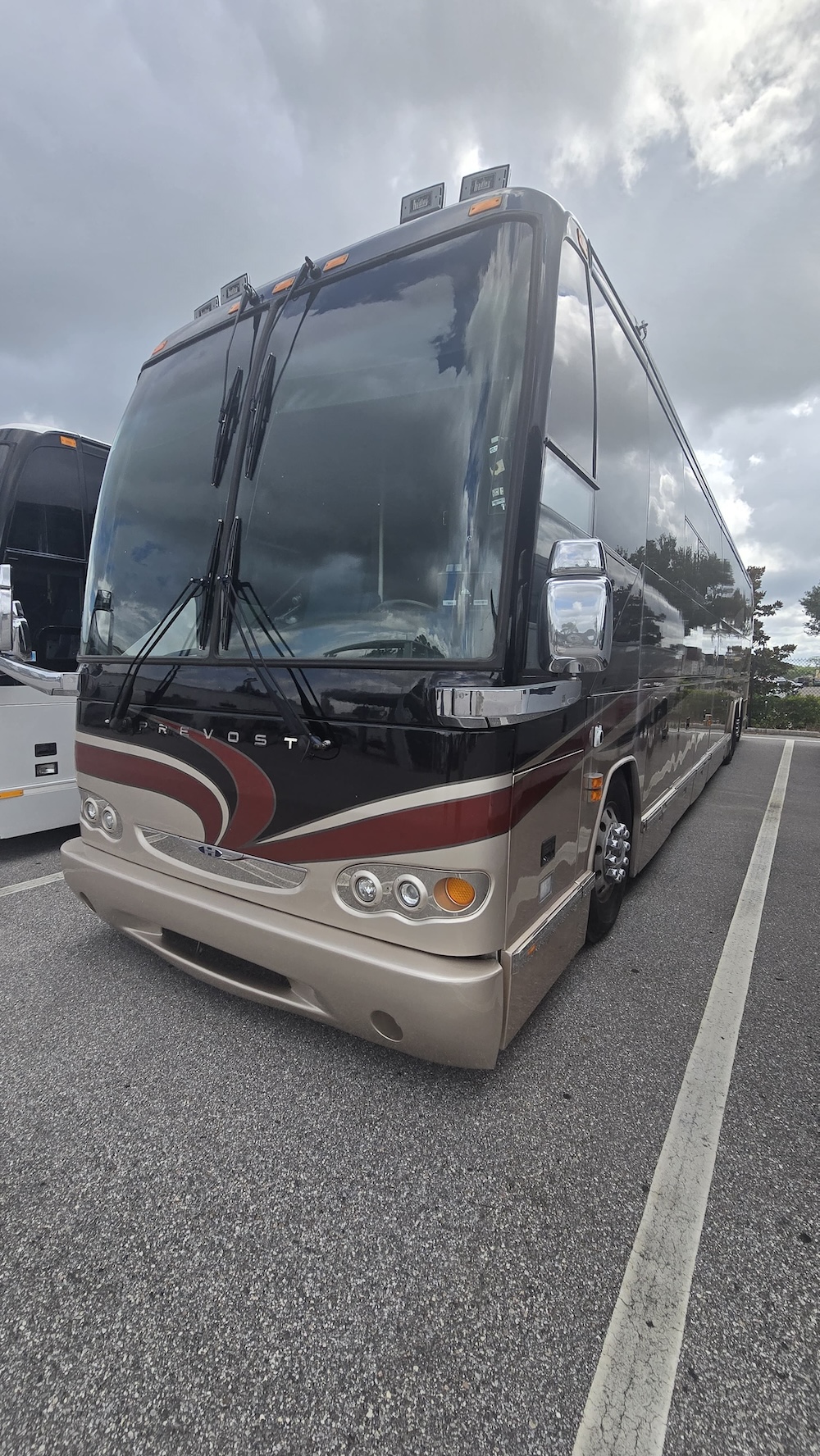 2007 Prevost  H3-45 For Sale