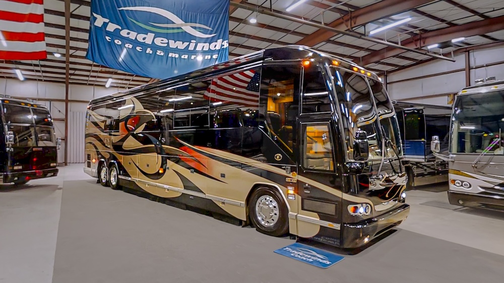 2008 Prevost Featherlite  H3-45 For Sale
