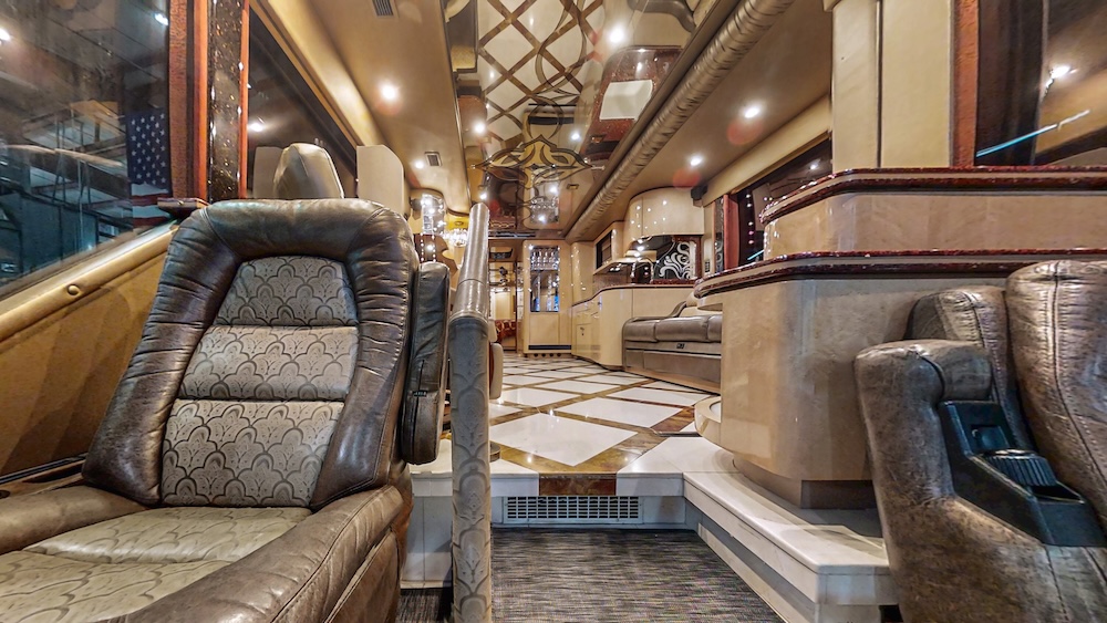 2008 Prevost Featherlite  H3-45 For Sale