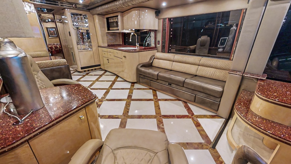 2008 Prevost Featherlite  H3-45 For Sale