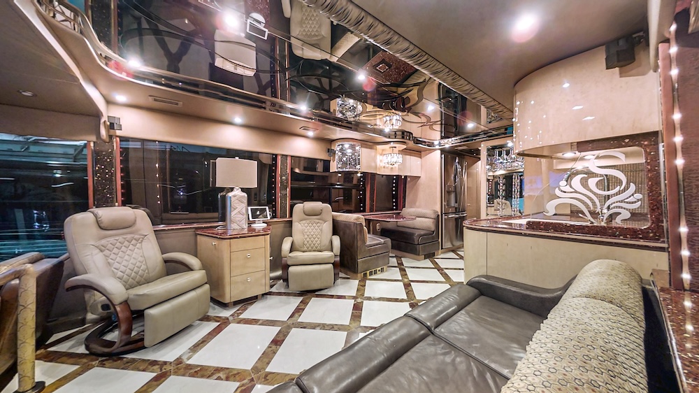 2008 Prevost Featherlite  H3-45 For Sale