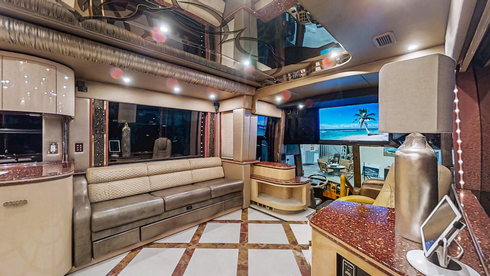 2008 Prevost Featherlite  H3-45 For Sale